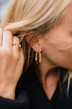 Abby Alley Everyday Hoops Jewelry 23 Abby Alley Everyday Hoops Jewelry