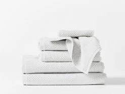 Coyuchi Air Weight Towels - Alpine White Best Sellers