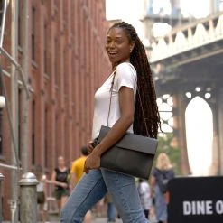 Allégorie Accessories Gala Apple Leather Tech Folio Bag