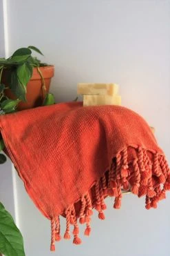 Anatolico Home Goods Waffle Weave Turkish Towel - Coral