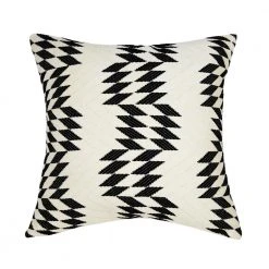Archive New York Home Goods Almolonga Throw Pillow - White Quilt