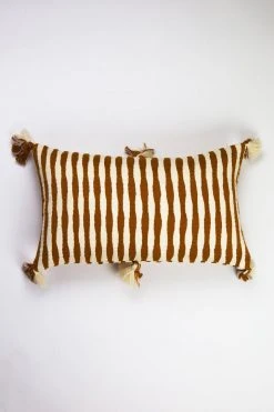 Archive New York Antigua Lumbar Pillow - Umber Striped 9 Archive New York Antigua Lumbar Pillow - Umber Striped