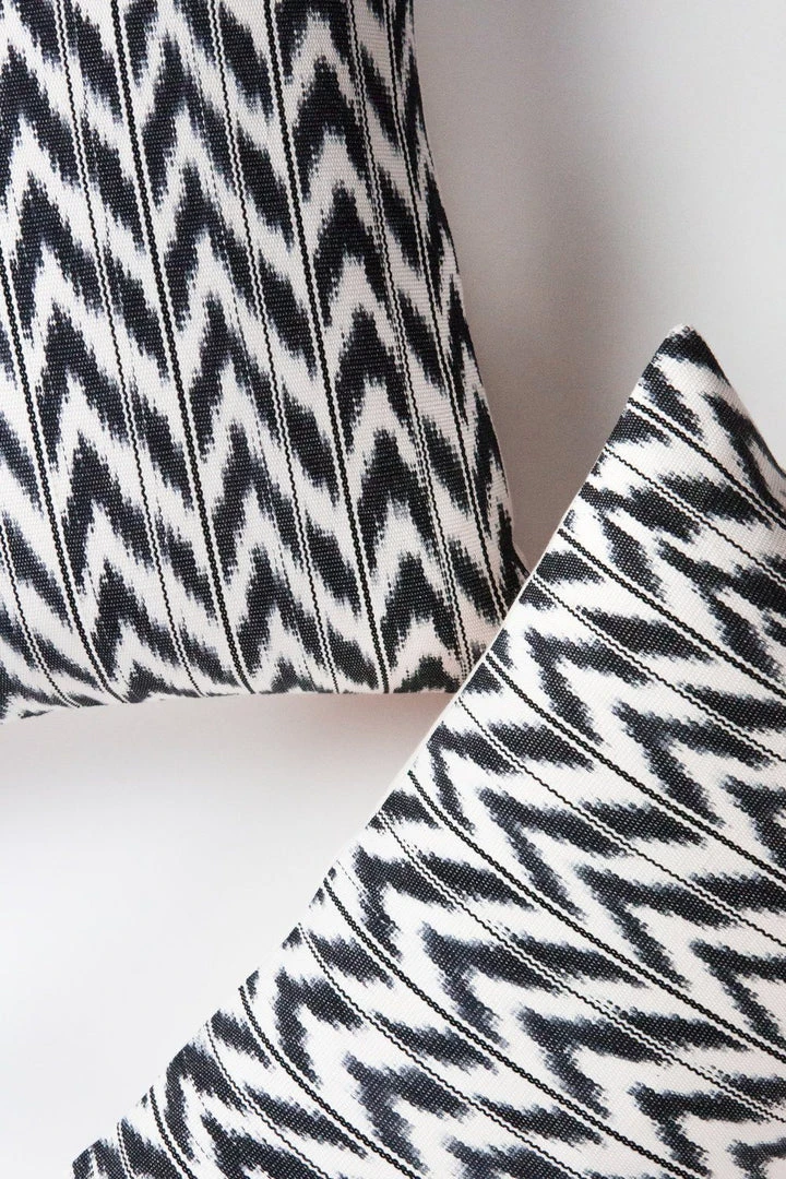 Archive New York Toto Ikat Throw Pillow - Black + White Handcrafted 4 Archive New York Toto Ikat Throw Pillow - Black + White Handcrafted