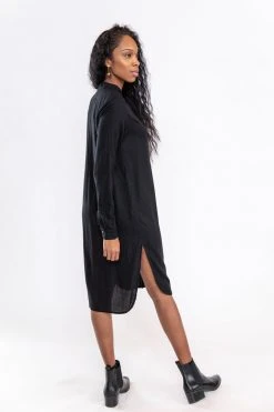 Tonlé Bayon Upcycled Button Up Tunic 19 Tonlé Bayon Upcycled Button Up Tunic