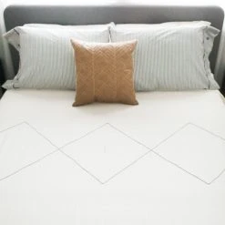 Creative Women Home Goods Berber Bedspread