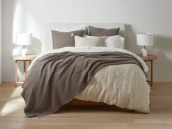 Coyuchi Cascade Matelasse Blanket - Morel