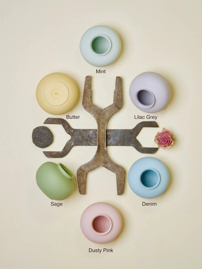 Middle Kingdom Best Sellers Colorful Mini Porcelain Vase 7 6 Middle Kingdom Best Sellers Colorful Mini Porcelain Vase 7