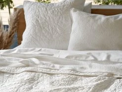 Coyuchi Manzanita Quilt - Alpine White
