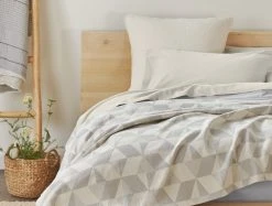 Coyuchi Pismo Blanket - Fog Home Goods