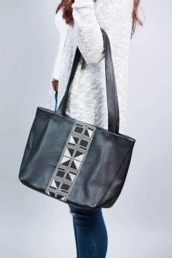 Darzah Tatreez Market Tote Bag