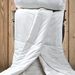 Ettitude Best Sellers Bamboo Comforter