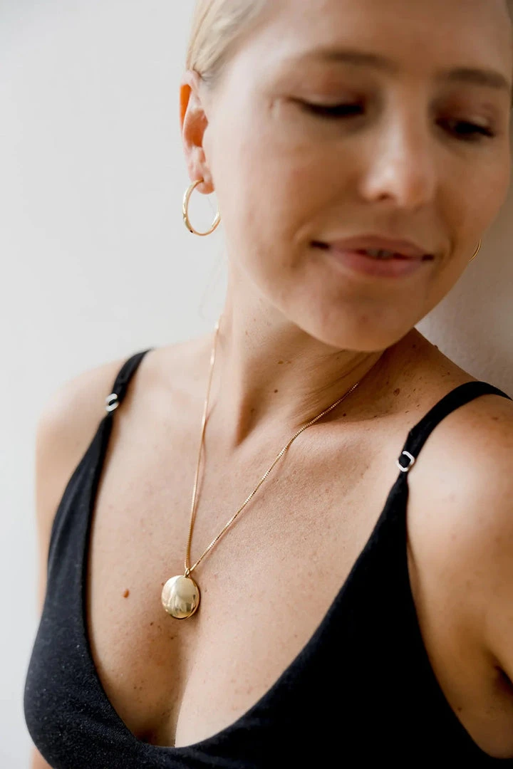 Abby Alley Everyday Hoops Jewelry 20 Abby Alley Everyday Hoops Jewelry