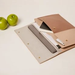 Allégorie Accessories Gala Apple Leather Tech Folio Bag
