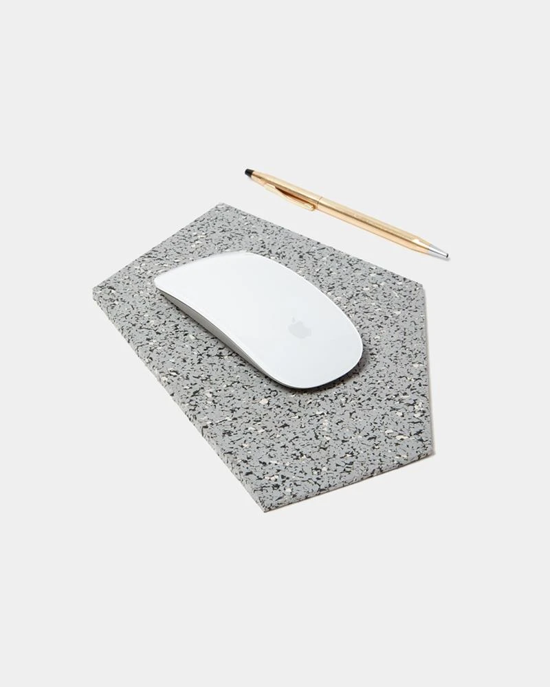 Slash Objects Home Goods Gem Recycled Rubber Mousepad - Gris 3 Slash Objects Home Goods Gem Recycled Rubber Mousepad - Gris