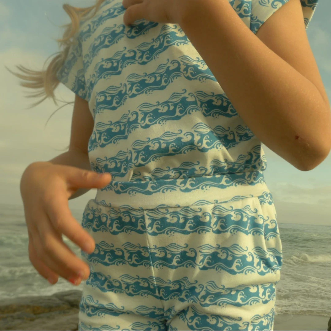 Honey Cake Tiger Kids' Hello Fun Wave Unisex Shorts 6 Honey Cake Tiger Kids' Hello Fun Wave Unisex Shorts