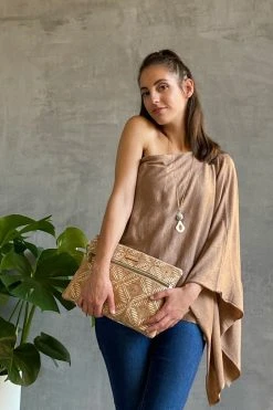 Carry Courage Inventor Cork Tablet Organizer - Natural Accessories