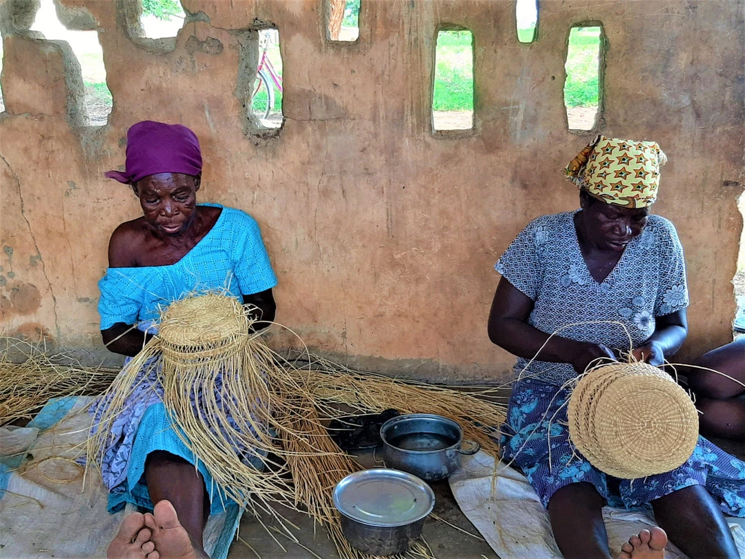 KAZI Mauve Hanging Basket Home Goods 8 KAZI Mauve Hanging Basket Home Goods