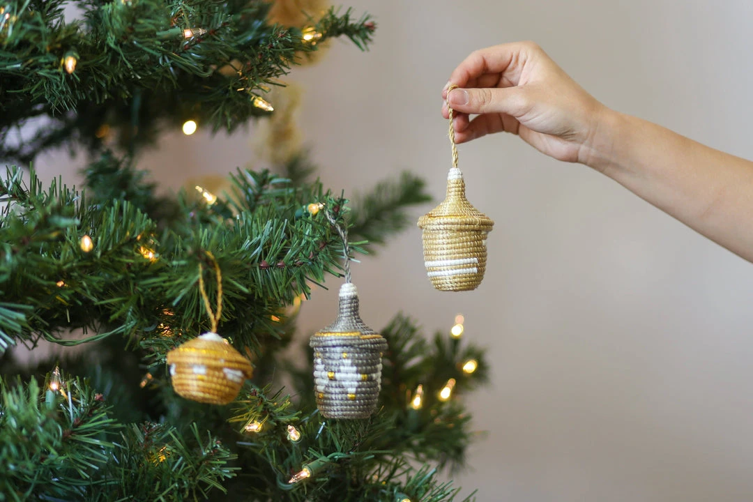 KAZI Metallic Gold + Mirage Gray Ornament Set 4 KAZI Metallic Gold + Mirage Gray Ornament Set