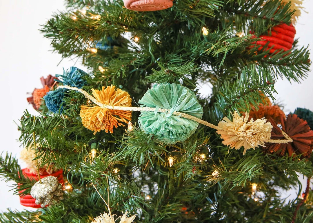 KAZI Home Goods Multicolor Pom Pom Garland 4 KAZI Home Goods Multicolor Pom Pom Garland