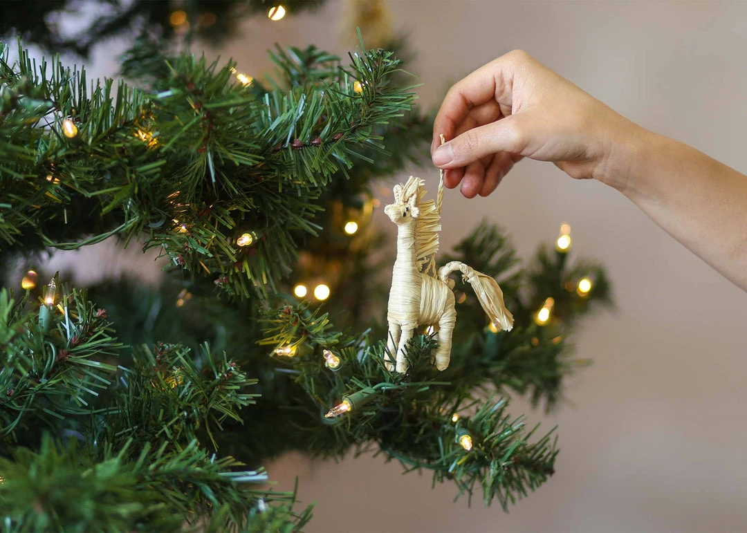 KAZI Fair Trade Natural Raffia Giraffe Ornament 4 KAZI Fair Trade Natural Raffia Giraffe Ornament