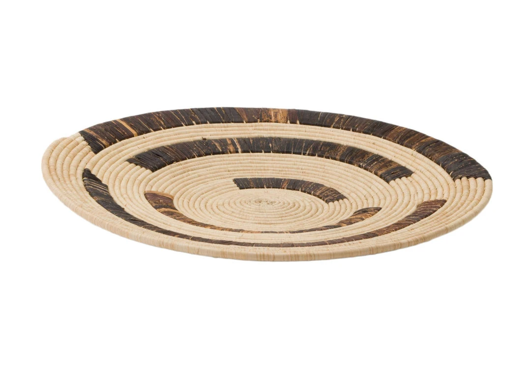 KAZI Home Goods Ugandan Raffia + Banana Bark Wall Plate II 4 KAZI Home Goods Ugandan Raffia + Banana Bark Wall Plate II