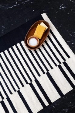 Kiliim Home Goods Black Pier Bath Mat