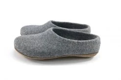 Kyrgies Men's Molded Sole High Back Wool Slippers - Gray 16 Kyrgies Men's Molded Sole High Back Wool Slippers - Gray