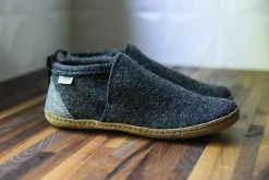 Kyrgies Men's Wool Tengries Slippers - Charcoal 16 Kyrgies Men's Wool Tengries Slippers - Charcoal