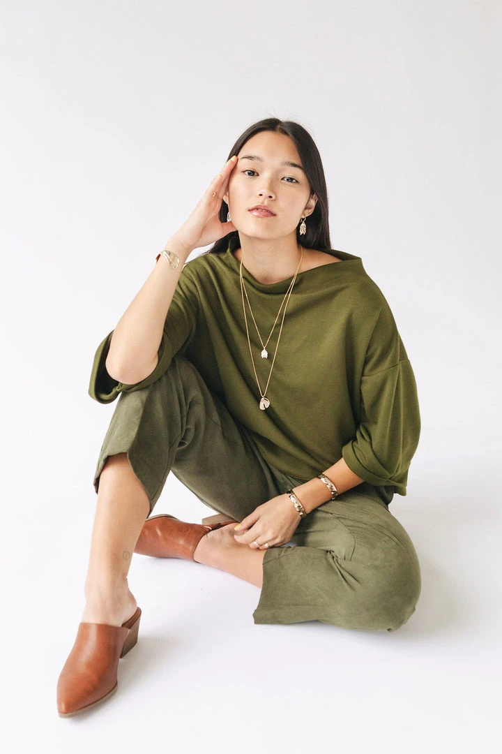 L.Greenwalt Jewelry Abstract Monstera Pendant Necklace 6 L.Greenwalt Jewelry Abstract Monstera Pendant Necklace