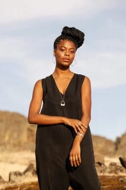 L.Greenwalt Jewelry Contour Necklace - Small