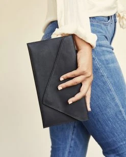 Nisolo Luisa Clutch Accessories