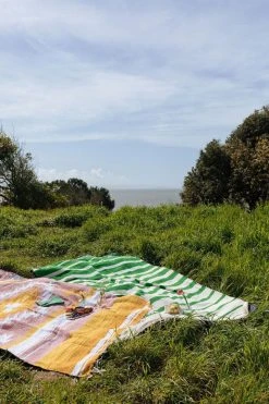 Caminito Marea Upcycled Blanket