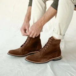 Nisolo Men's Andres All Weather Boot - Waxed Brown