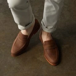 Nisolo Men's Chamberlain Penny Loafer - Oak 17 Nisolo Men's Chamberlain Penny Loafer - Oak