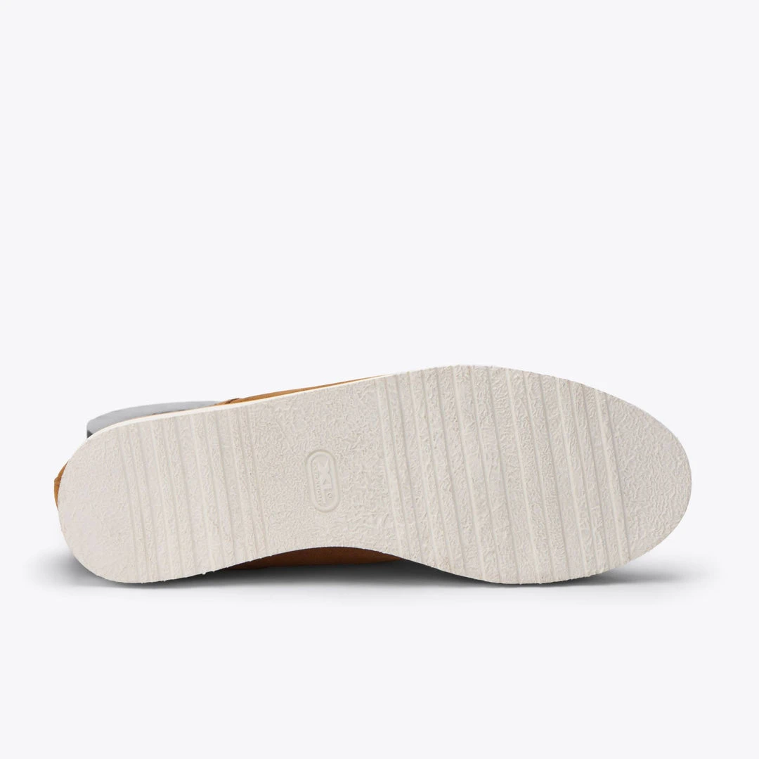 Nisolo Men's Lightweight Flex Derby - Nutmeg 8 Nisolo Men's Lightweight Flex Derby - Nutmeg