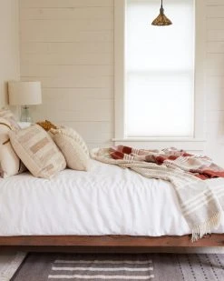 Minna Marta Throw Blanket - Cream