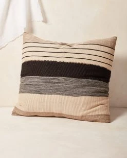 Minna Home Goods Pantelho Large Throw Pillow