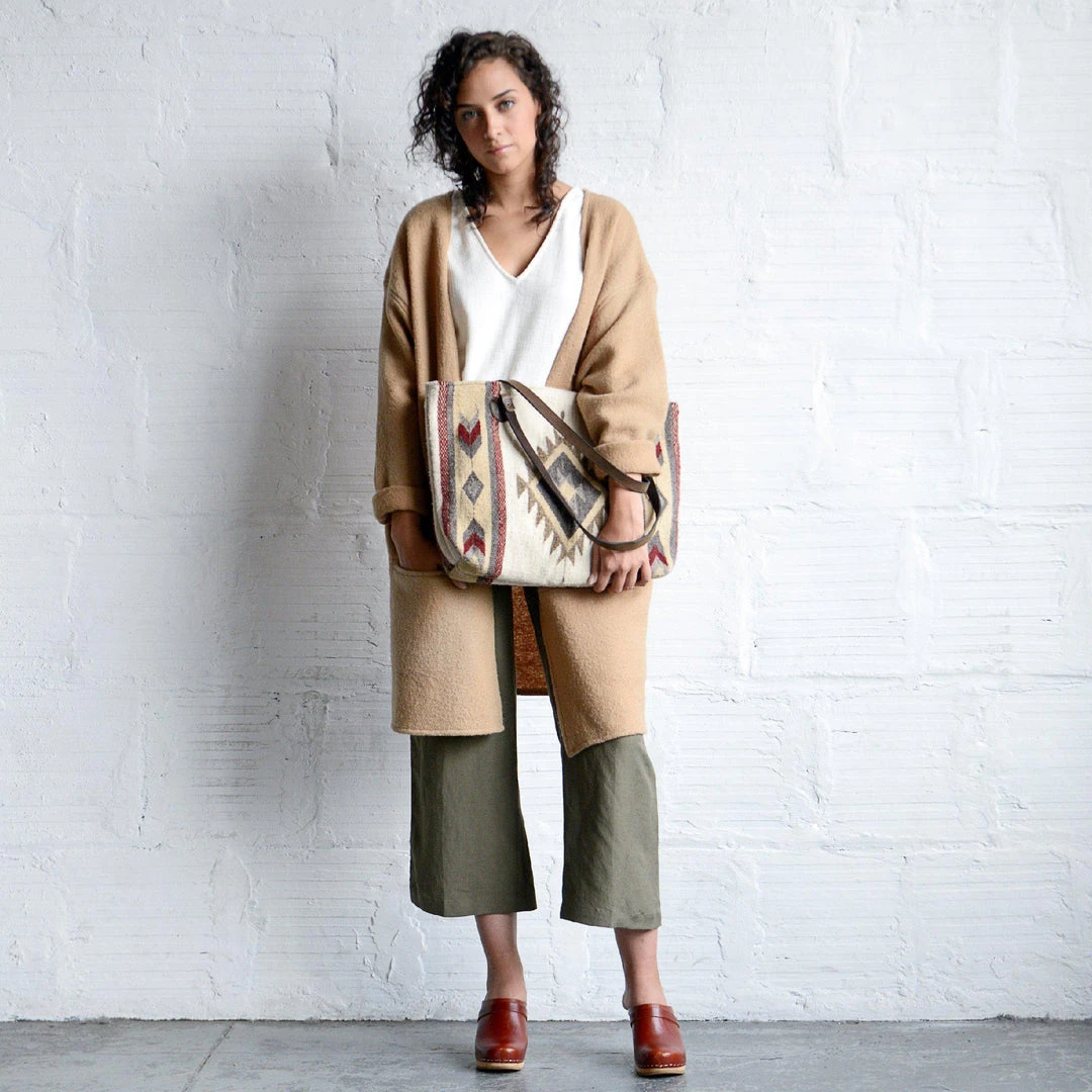 MZ Fair Trade Snowflake Wool Tote Bag 11 MZ Fair Trade Snowflake Wool Tote Bag