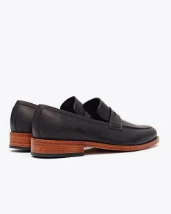 Nisolo Men's Chamberlain Penny Loafer - Black