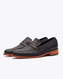Nisolo Men's Chamberlain Penny Loafer - Black