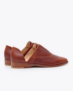 Nisolo Best Sellers Emma D'Orsay Oxford