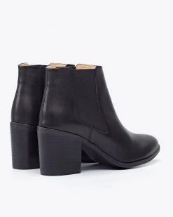Nisolo Heeled Chelsea Boot - Black Shoes