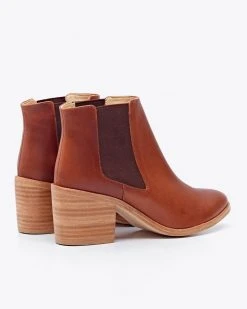 Nisolo Heeled Chelsea Boot - Brandy Shoes 19 Nisolo Heeled Chelsea Boot - Brandy Shoes