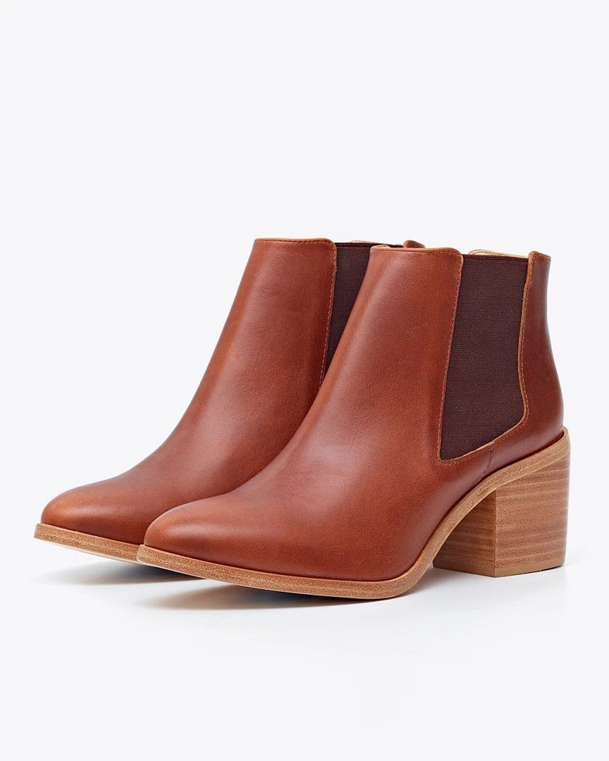 Nisolo Heeled Chelsea Boot - Brandy Shoes 10 Nisolo Heeled Chelsea Boot - Brandy Shoes