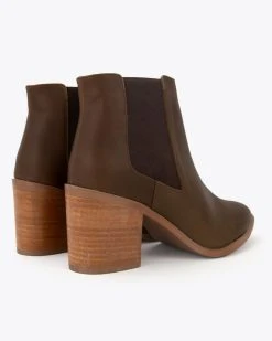 Nisolo Shoes Heeled Chelsea Boot - Chocolate 13 Nisolo Shoes Heeled Chelsea Boot - Chocolate