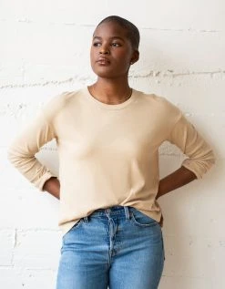 WVN No. 04 Long Sleeve Tee Best Sellers