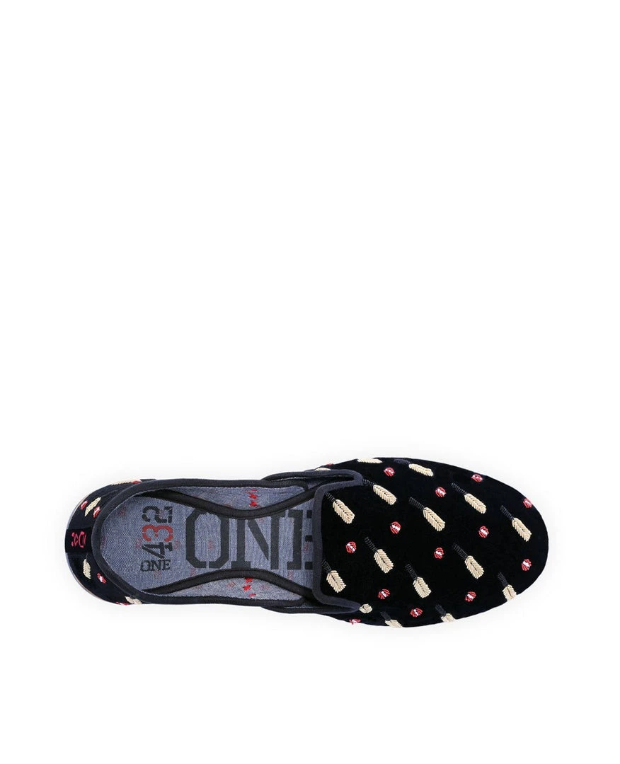 ONE432 Cricket Unisex Jutti Loafer - Cocktail 6 ONE432 Cricket Unisex Jutti Loafer - Cocktail
