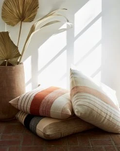 Minna Home Goods Pantelho Large Throw Pillow