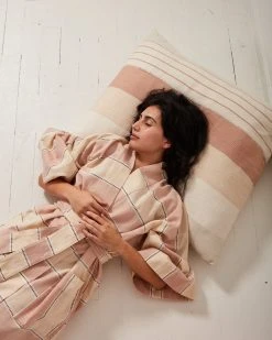 Minna Home Goods Pantelho Large Throw Pillow