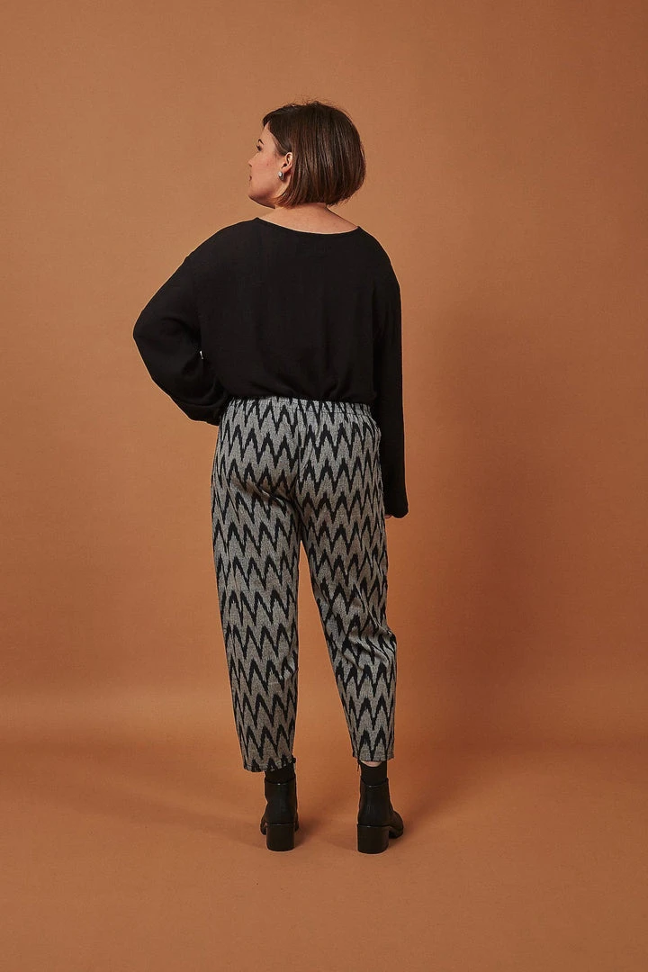 Passion Lilie Gray Chevron Crop Pants 5 Passion Lilie Gray Chevron Crop Pants